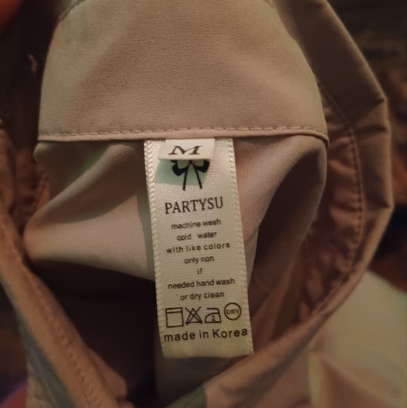 Medium cream blouse - Picture 2 of 3